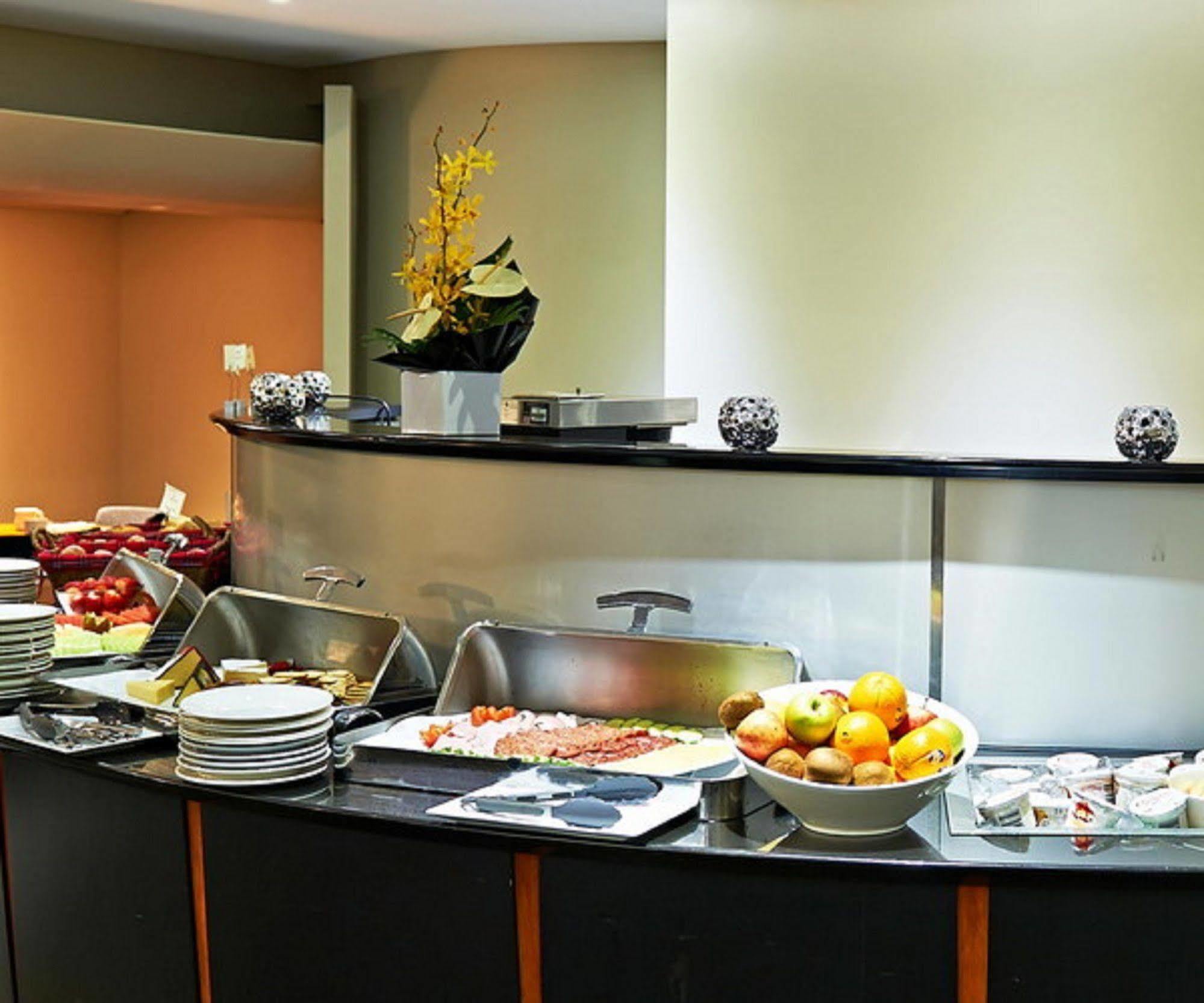Karratha International Hotel Εξωτερικό φωτογραφία